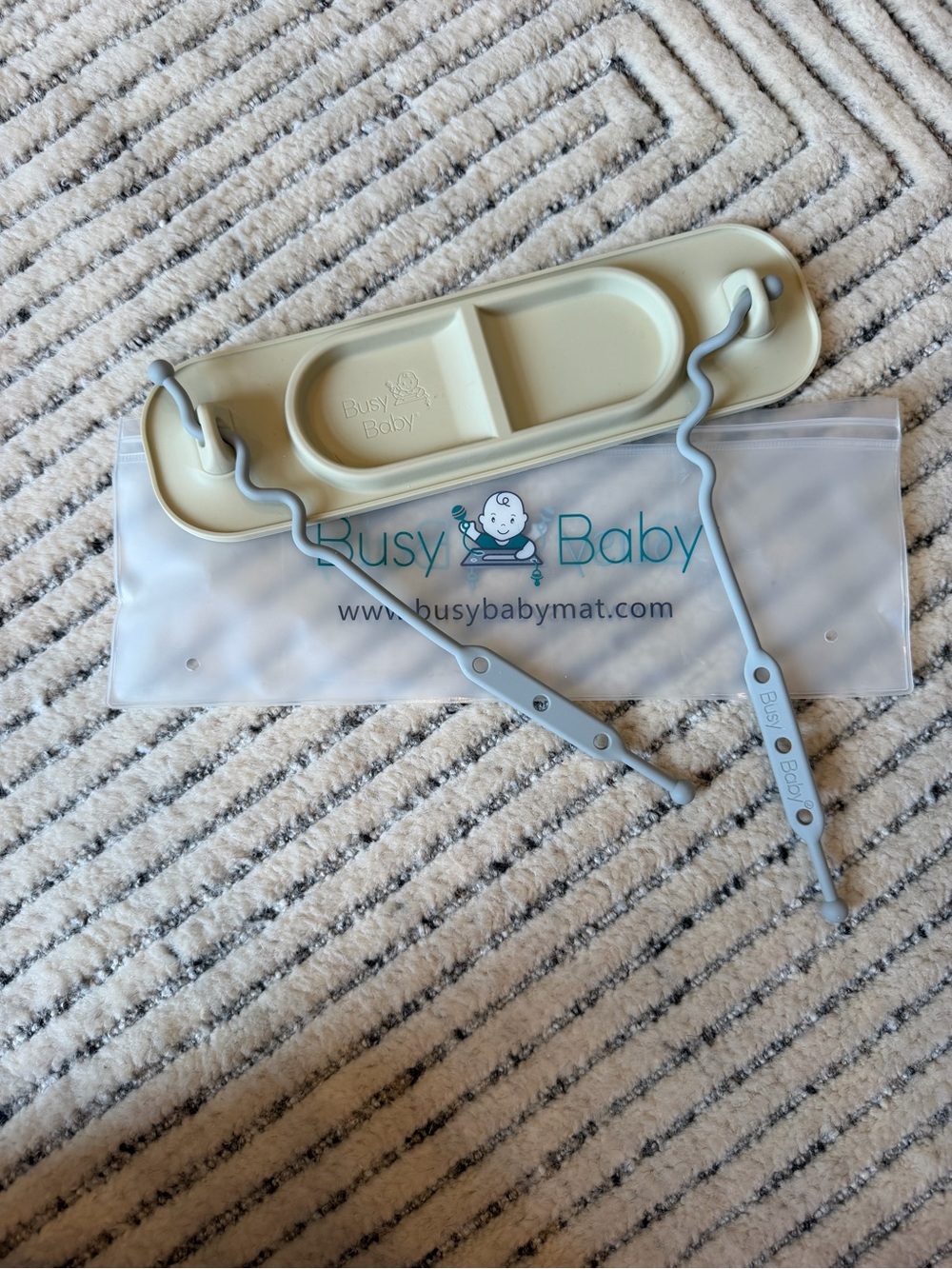 Silicone Snack Tray with Adjustable Light Gray Straps